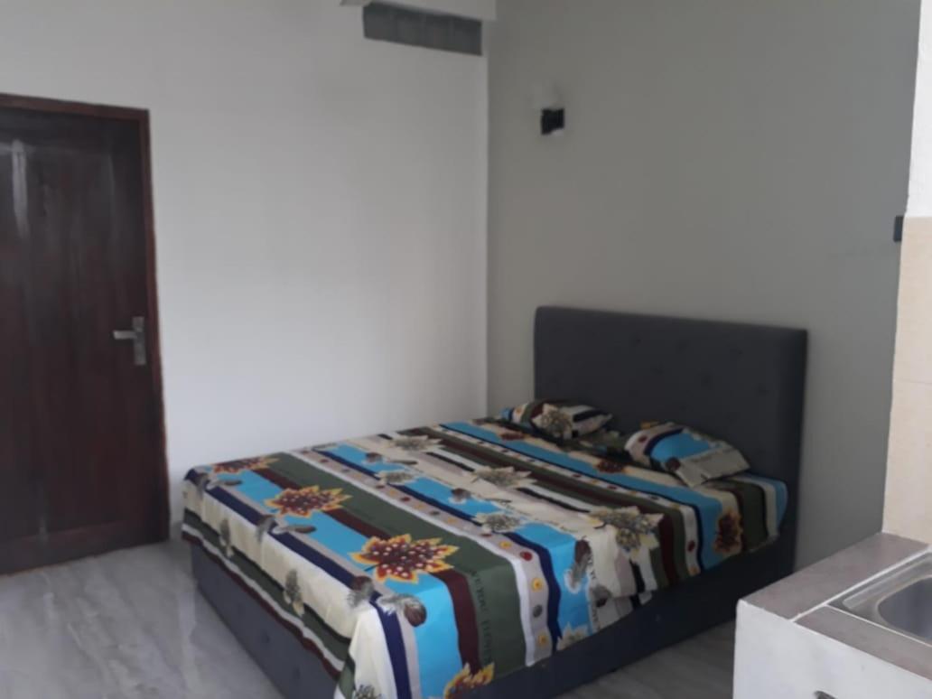 Hotel J.T.C. à Colombo Extérieur photo