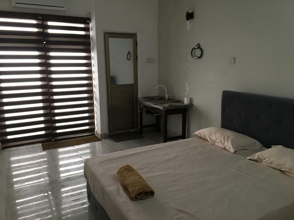 Hotel J.T.C. à Colombo Extérieur photo